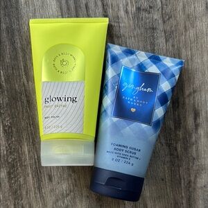 ✨Bath & Body Works - Gingham and Glowing Body Scrubs Set of Two NEW✨